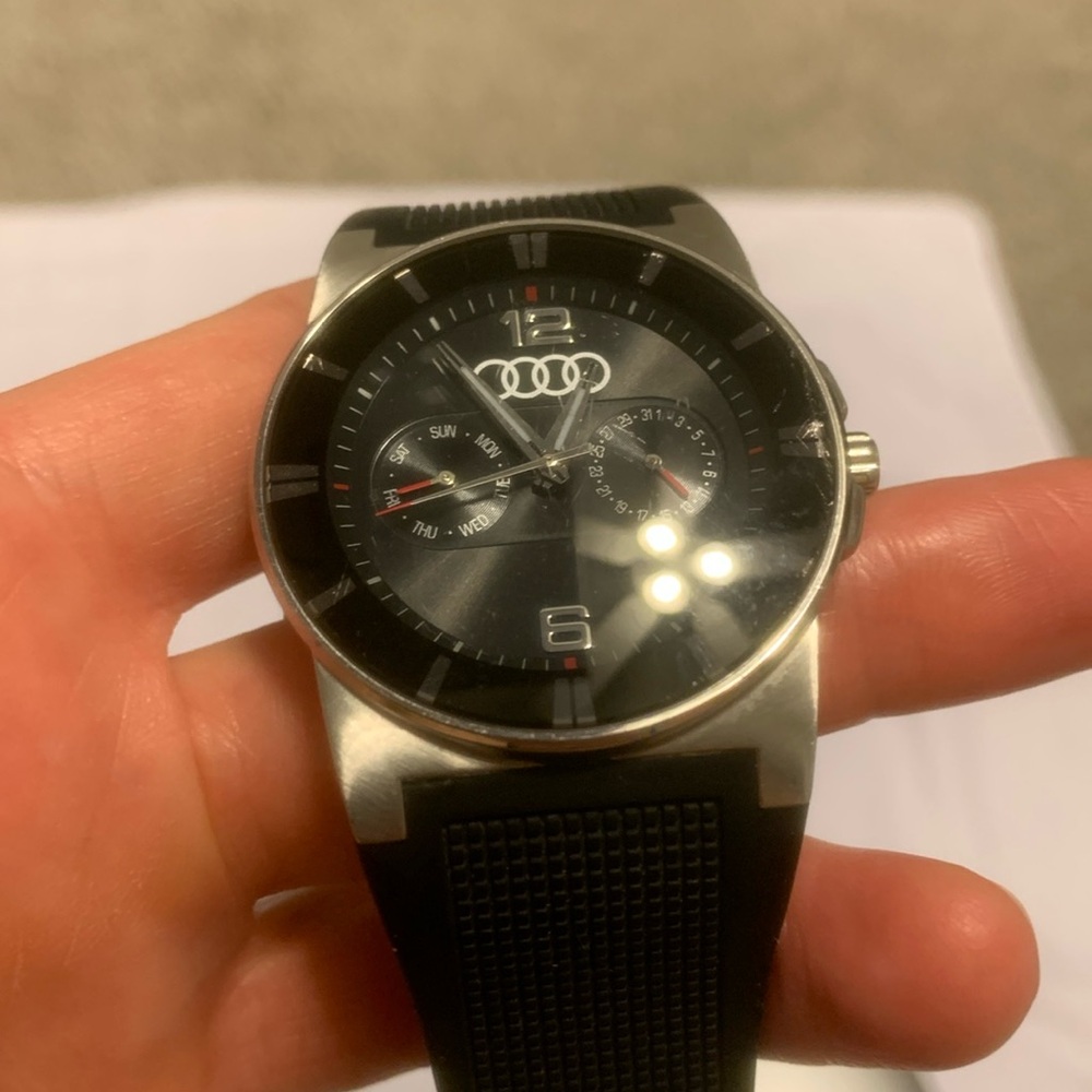 Rare Stainless steel Audi by Kenneth Cole watch silicone strap A 126-14